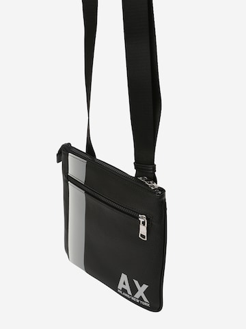 ARMANI EXCHANGE Umhängetasche in Schwarz