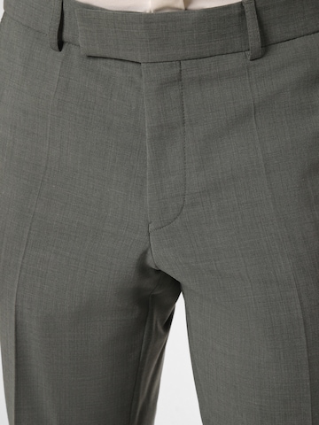 Regular Pantalon à plis ' Sendrik ' CARL GROSS en vert