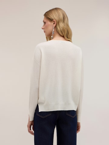 Pull-over MOTIVI en blanc
