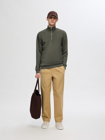 SELECTED HOMME Sweatshirt in Green