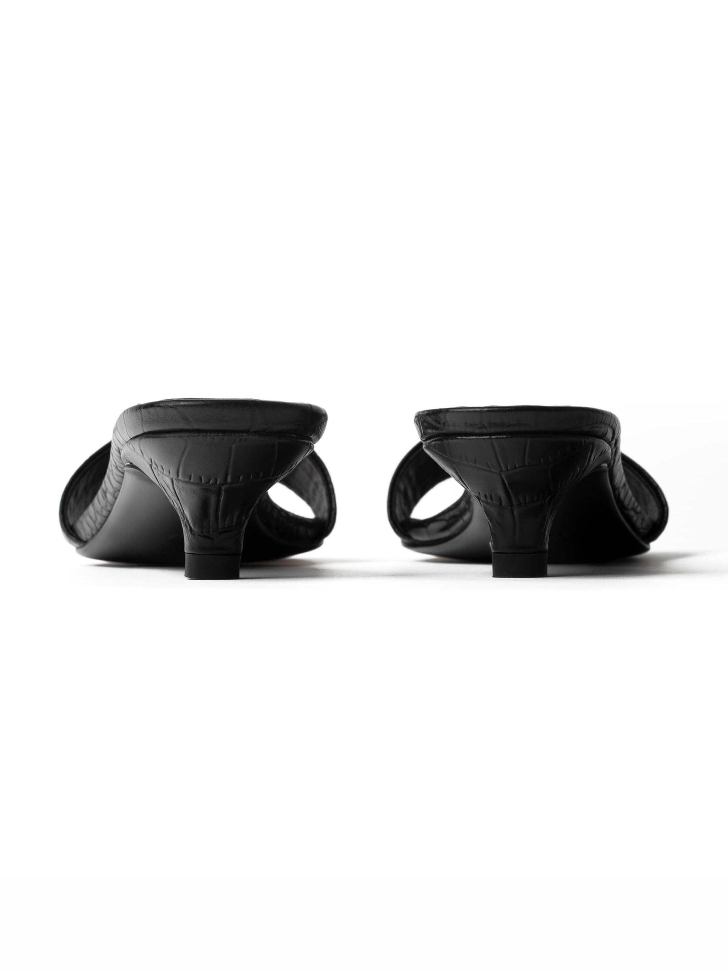 Mule 'DRESSED IN SUMMER AIR' L37 HANDMADE SHOES en noir