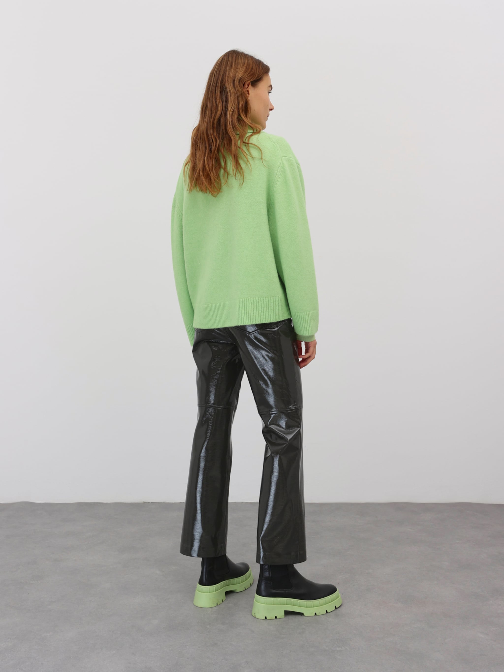 EDITED Produits Pantalon 'Sia' noir