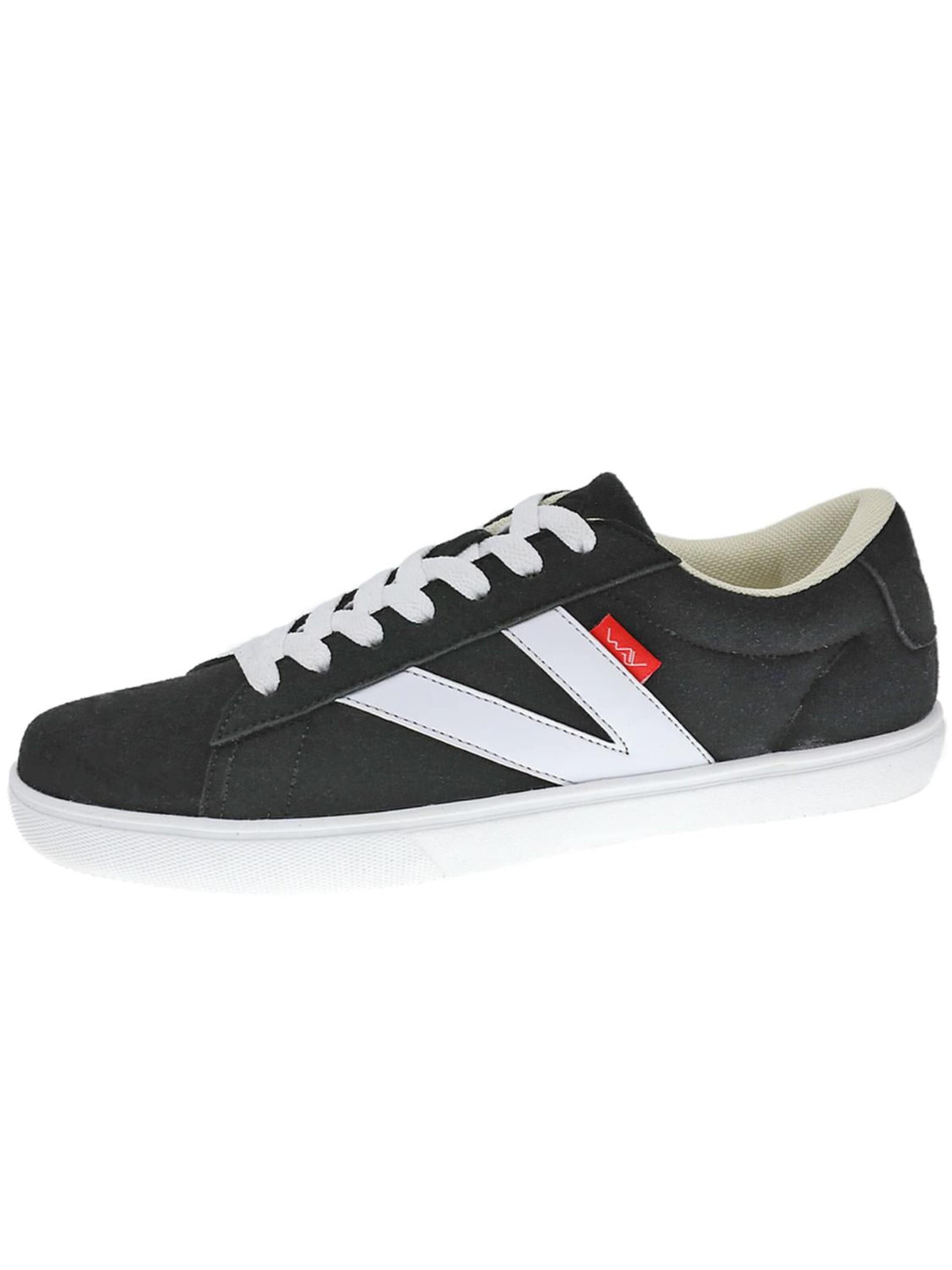 Sneaker di Beppi in nero: frontale