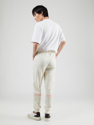 Sergio Tacchini - Tapered Pantalón 'DALLAS' en blanco