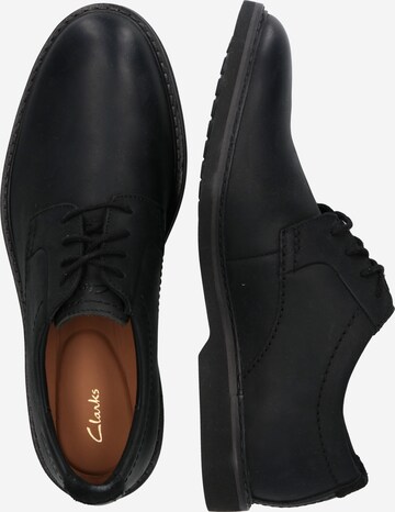 CLARKS Schnürschuh 'Atticus' in Schwarz