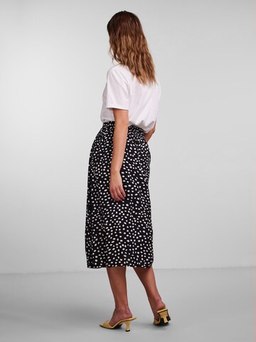 PIECES Skirt 'Nya' in Black