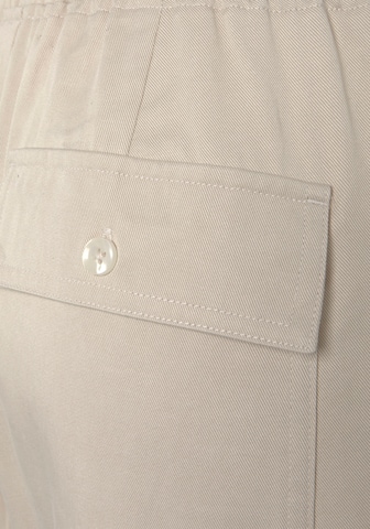 LASCANA Tapered Trousers in Beige