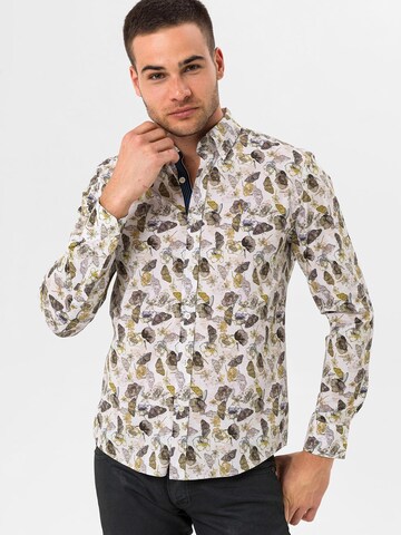 Coupe slim Chemise By Diess Collection en beige : devant