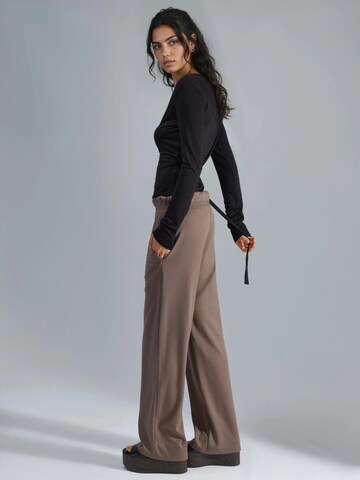Wide leg Pantaloni di Hiccup in marrone