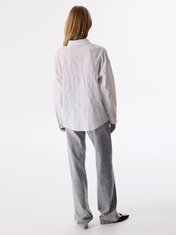 Twist Blouse in Beige