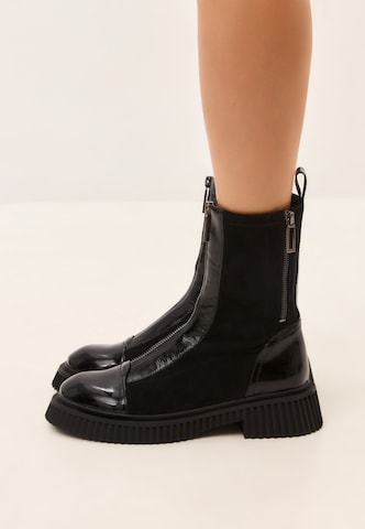 CESARE GASPARI Bootie in Black