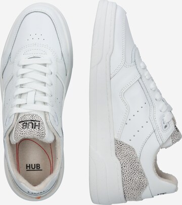 HUB - Zapatillas deportivas bajas 'Match' en blanco