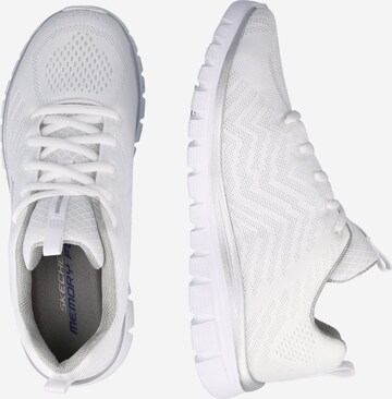 Baskets basses 'Graceful Get Connected' SKECHERS en blanc