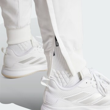 Effilé Pantalon de sport 'Walk-On' ADIDAS PERFORMANCE en blanc