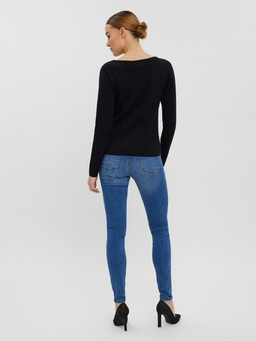 VERO MODA Sweater 'Gold Needle' in Black