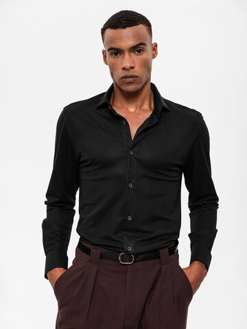 Antioch Regular fit Button Up Shirt in Black: front