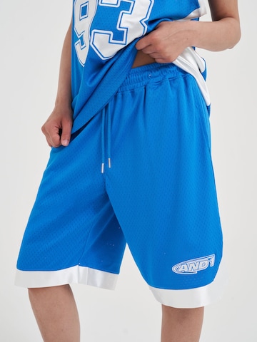 AND1 Normalny krój Spodnie w kolorze niebieski: przód