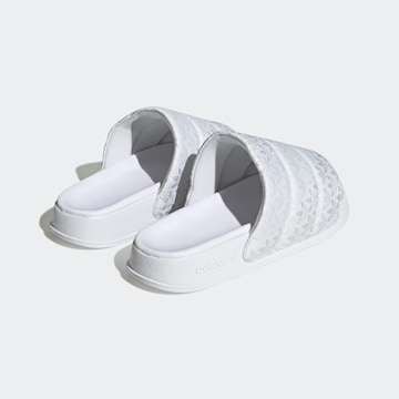 ADIDAS ORIGINALS - Zapatos abiertos 'Adilette Essential' en blanco