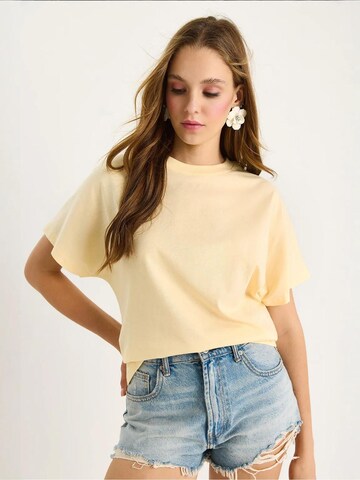 Bianco Lucci - Camisa em amarelo