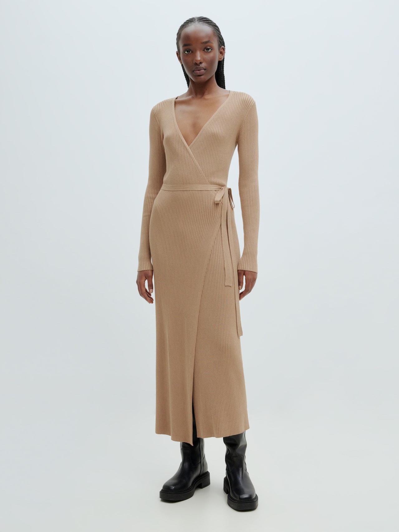 EDITED Strikkjole 'Mailien' lysebrun