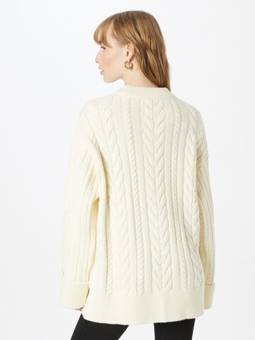 NA-KD Pullover in Weiß