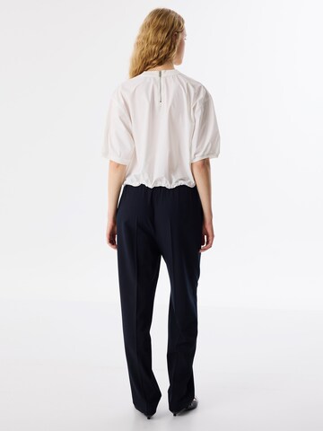 Twist Blouse in Beige