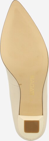 Décolleté 'Varese' di TT. BAGATT in beige