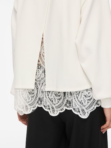 VILA Sweatshirt 'SIF' i hvid