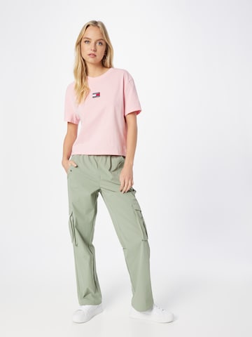 Tricou de la Tommy Jeans pe roz