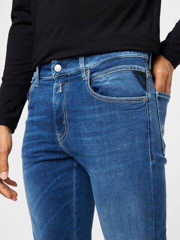 REPLAY Slimfit Jeans 'MICKYM' in Blauw