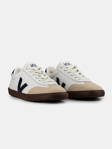 Veja Sneaker 'Volley' in Weiß
