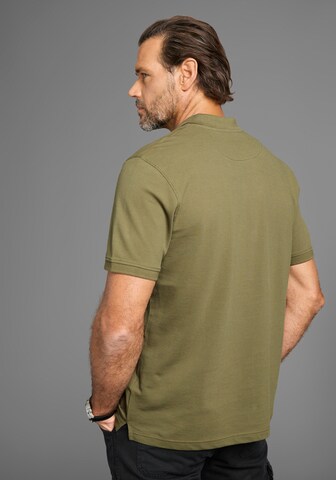 Man's World Shirt in Green