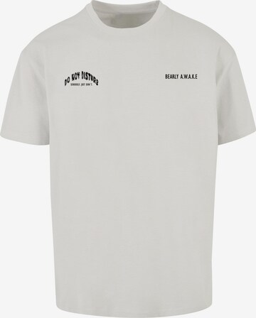 Merchcode Shirt 'Barely Awake' in Grijs: voorkant