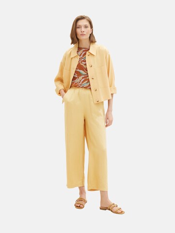 TOM TAILOR Wide leg Pleat-front trousers in Yellow