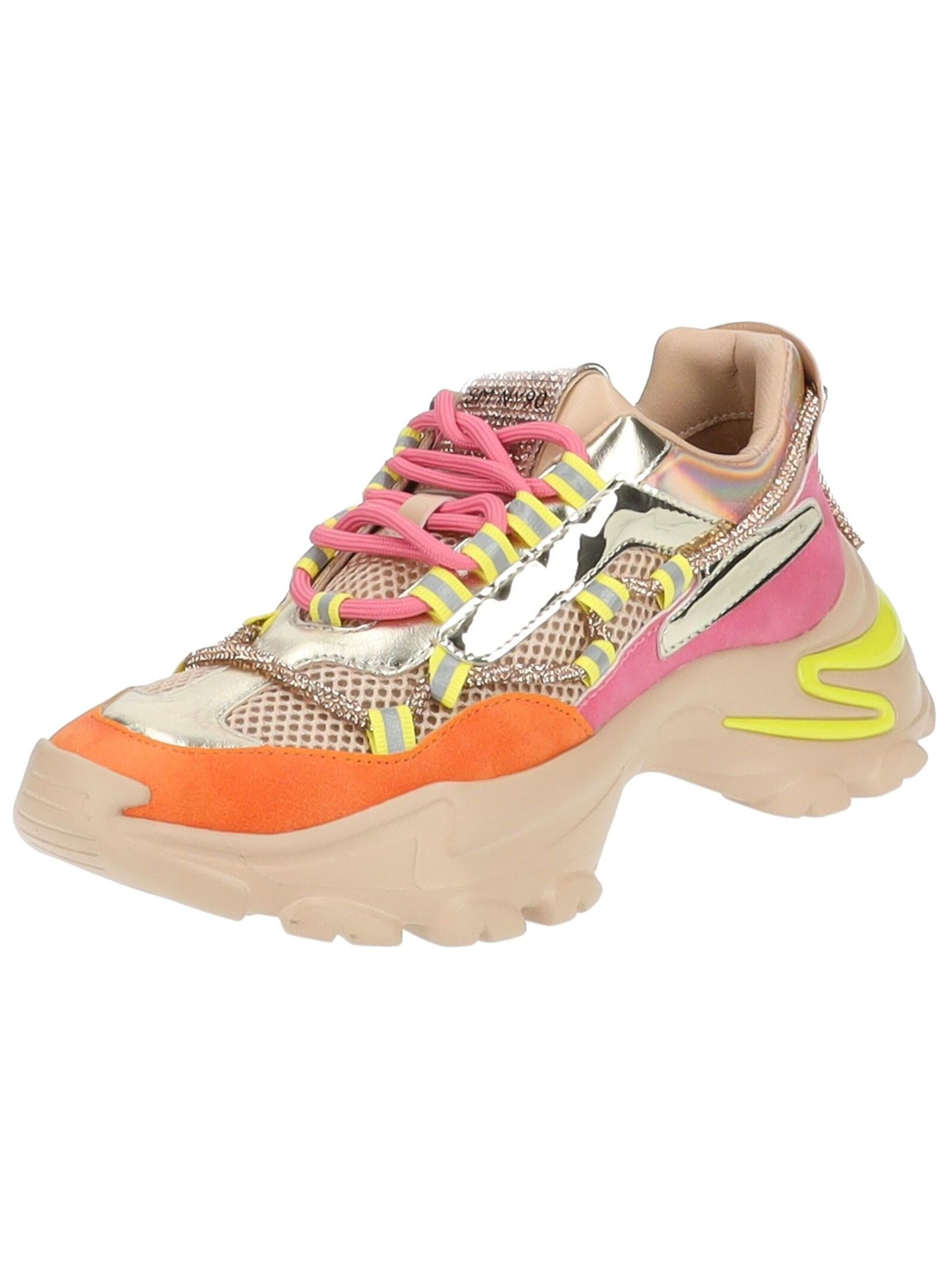 STEVE MADDEN Platform trainers in Beige: front