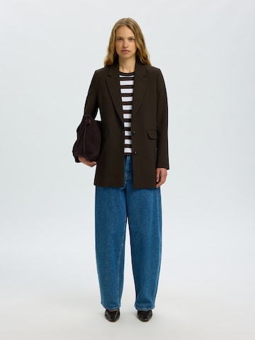 SELECTED T-shirt 'SLFESSENTIAL' i brun