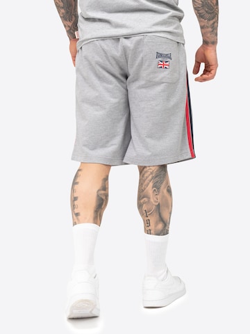 LONSDALE Regular Панталон 'Sandown' в сиво