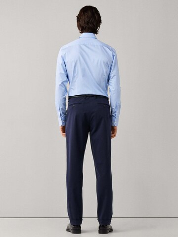 Tapered Pantaloni con pieghe di Hackett London in blu