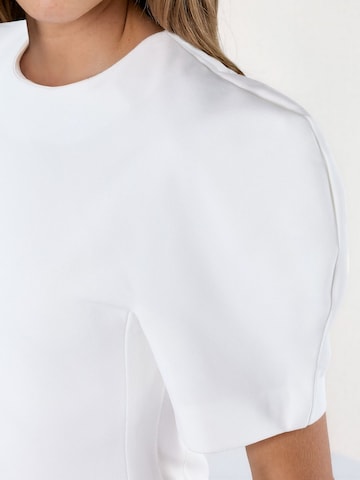 Busem - Vestido 'Mini' em branco