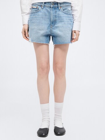 Calvin Klein Jeans Regular Shorts '90S' in Blau: Vorderseite