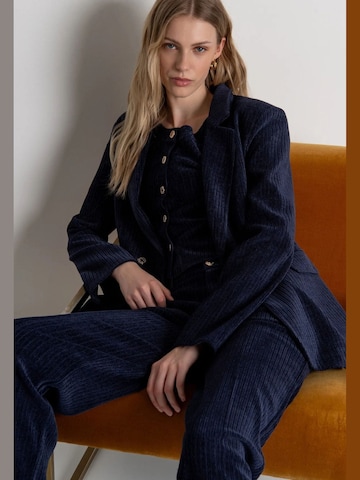 Blazer 'Long Blue Velvet Blazer' di Fracomina in blu