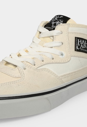 Baskets hautes 'Half Cab Decon' VANS en blanc
