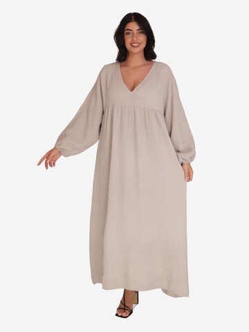 Elara Kleid in Grau: Vorderseite