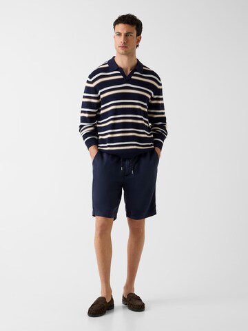 GUESS Regular Chino Pants 'Axel' in Blue