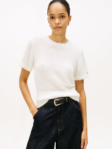TOMMY HILFIGER Sweater in White: front