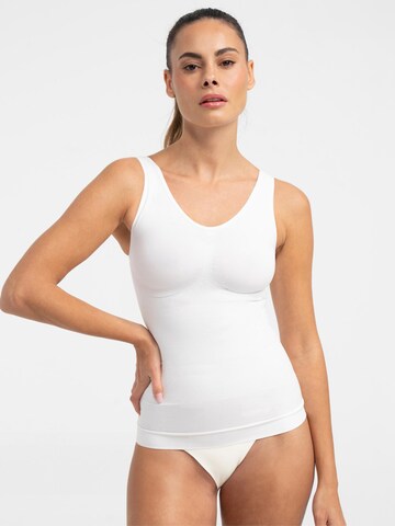 cfab by creamy fabrics Shapingtop 'Figurformendes Shapewear Tanktop' in Wit