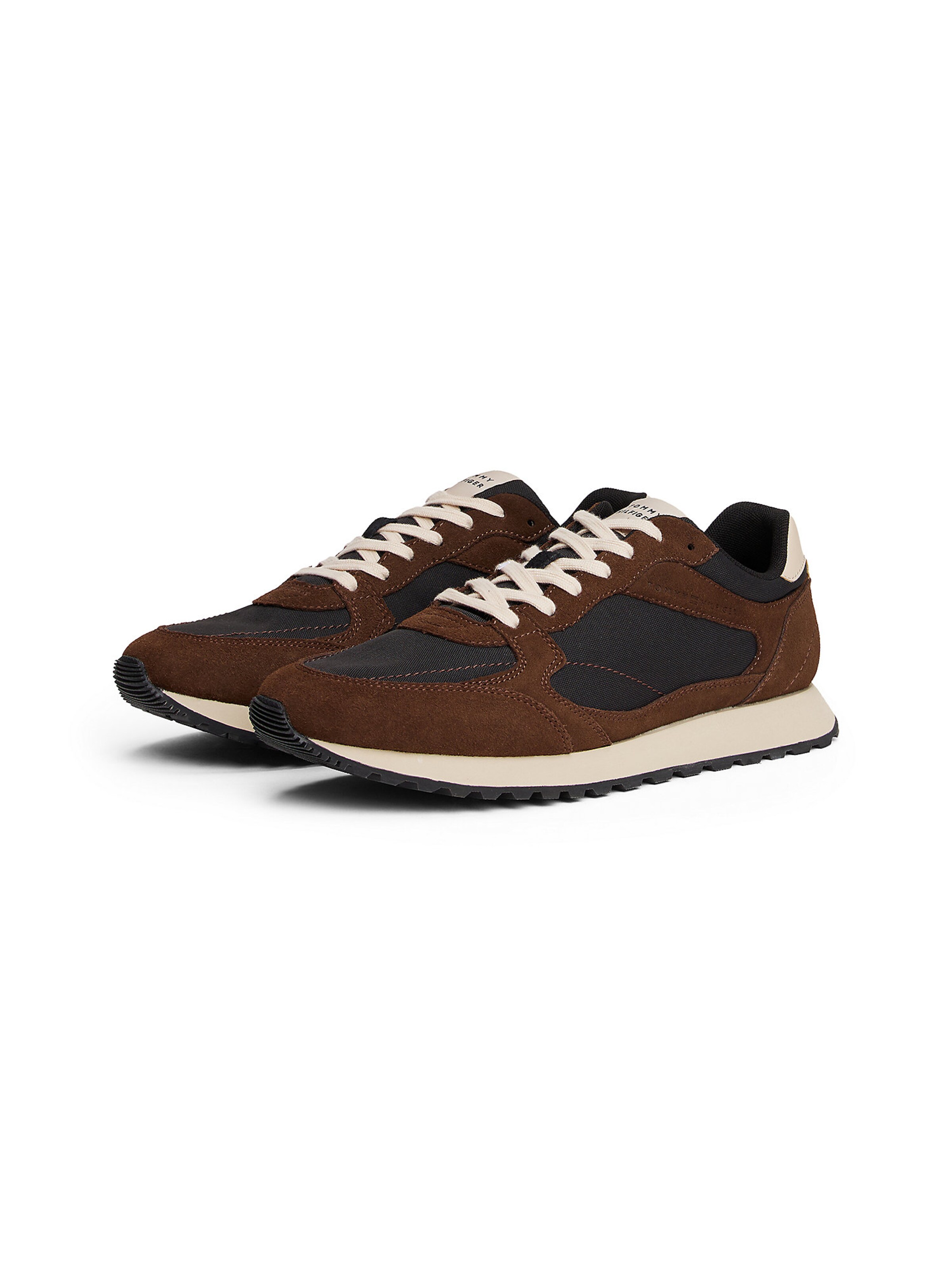 TOMMY HILFIGER Sneaker in Braun