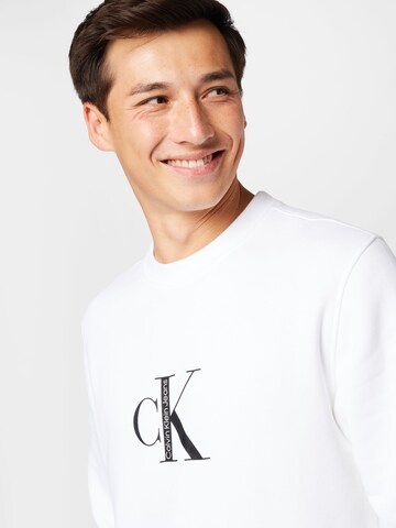 Calvin Klein Jeans Sweatshirt in White