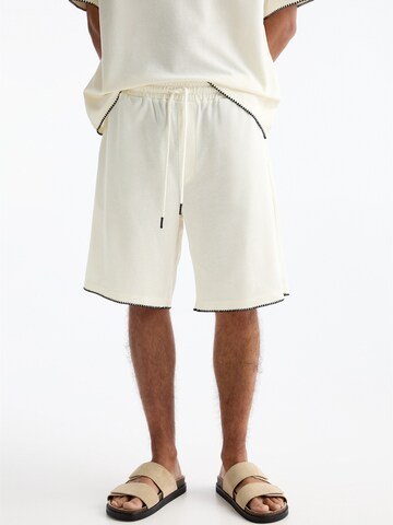 Pull&Bear Loosefit Broek in Wit: voorkant