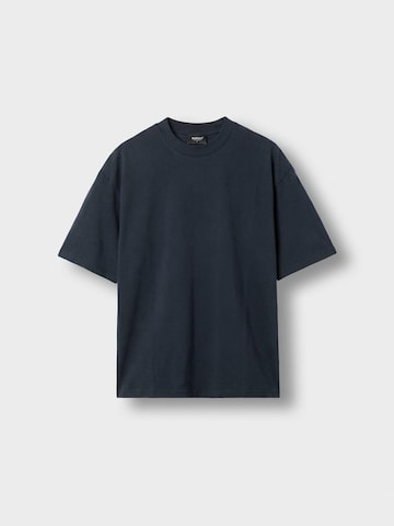 Burocs Shirt in Blue: front